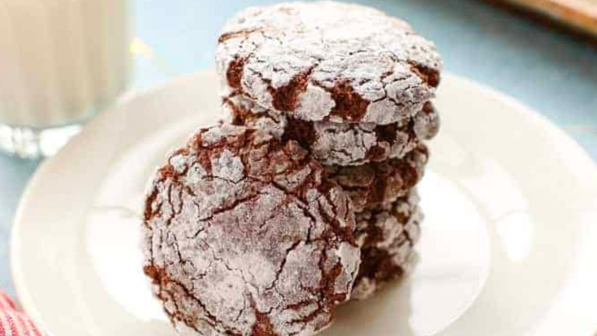 Gluten Free Chocolate Crinkle Cookies.