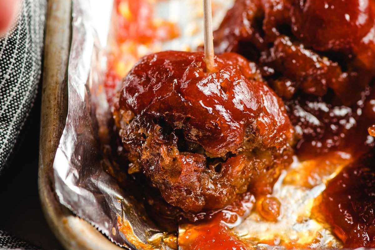 Crock Pot Bbq Meatballs For A Party.