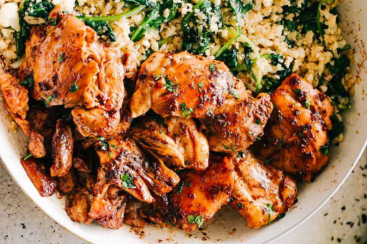 Juicy Stove Top Chicken Thighs. 