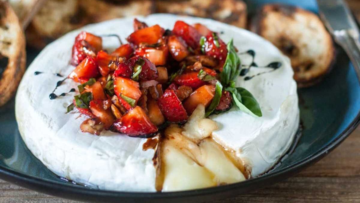 Grilled Brie Appetizer & Balsamic Strawberries.