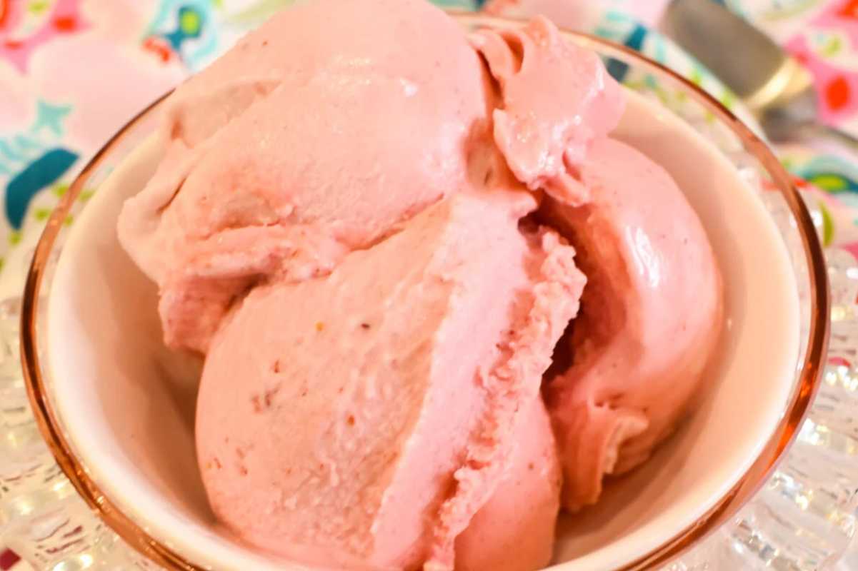 Ninja Creami Strawberry Ice Cream.