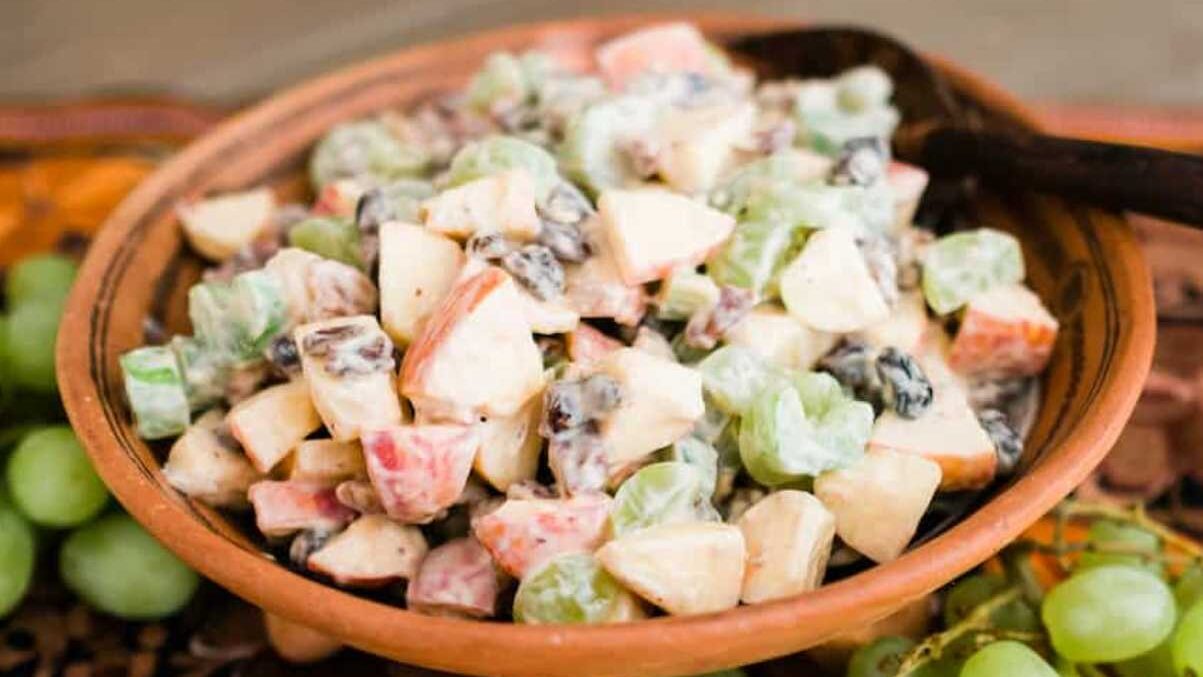 Waldorf Salad With Yogurt (No Mayo!).