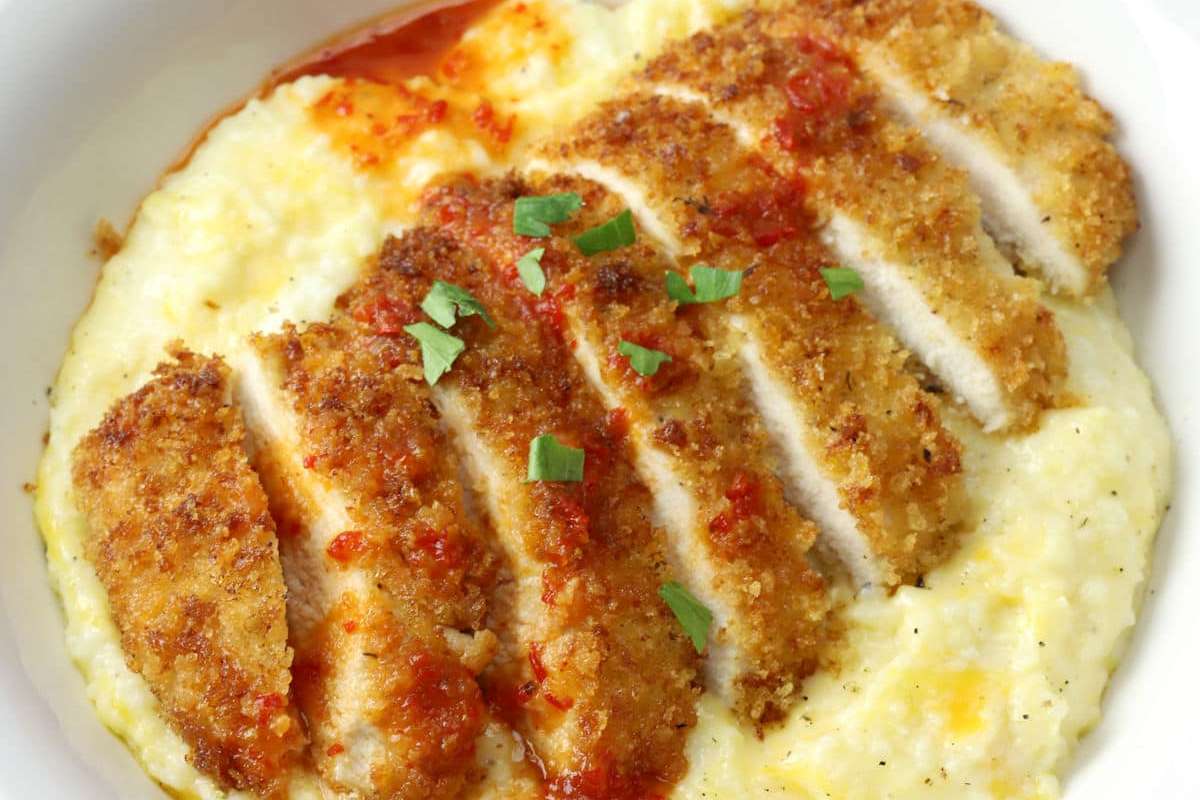 Cajun Chicken And Cheesy Grits.