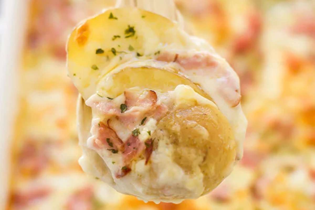 Easy Scalloped Potatoes and Ham.