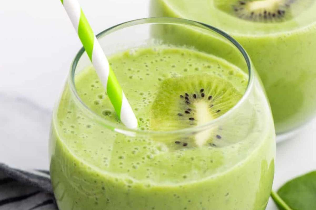 Healthy Kiwi Smoothie Recipe.