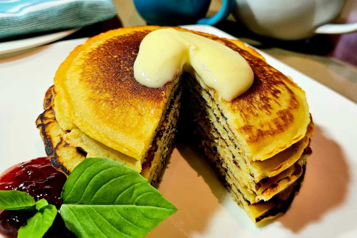 Keto Buttermilk Pancakes: Low-Carb & Delicious!.