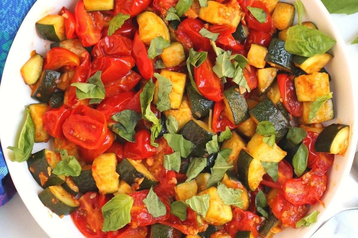 Mediterranean Tomato And Zucchini Saute. 