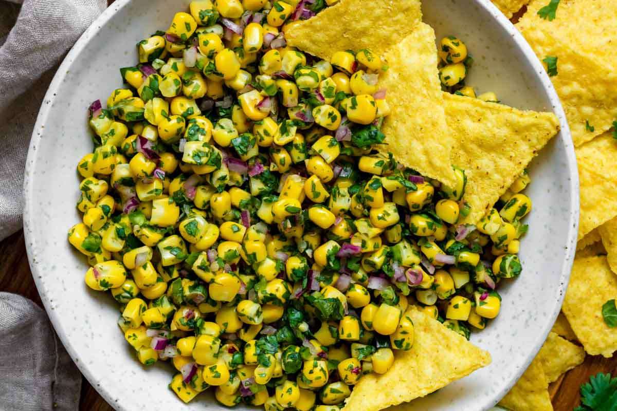 Roasted Chili Corn Salsa (Best Chipotle Copycat). 