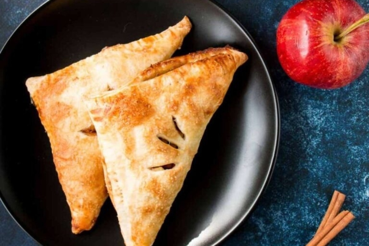 Puff Pastry Apple Turnovers. 
