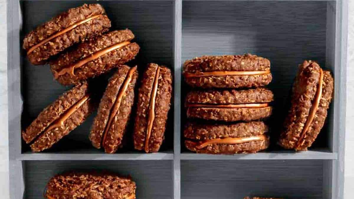 Classic Romany Creams Recipe.