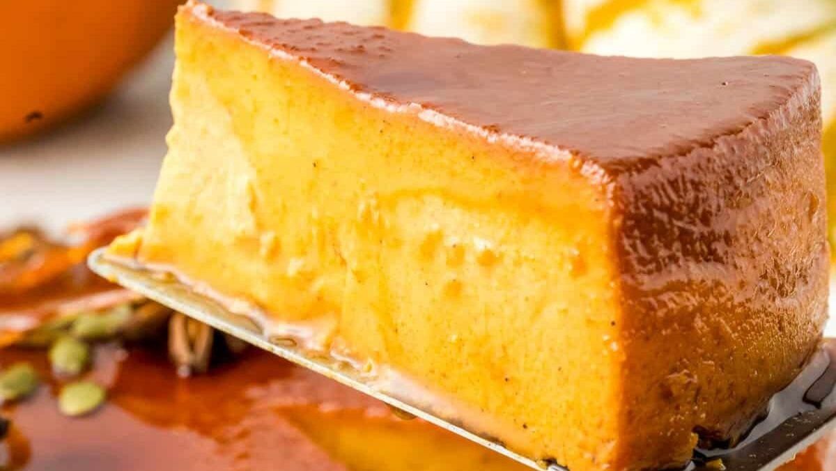 Creamy Pumpkin Flan (Flan de Calabaza).