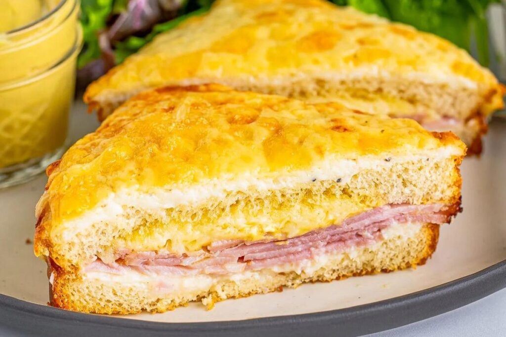 Croque Monsieur.