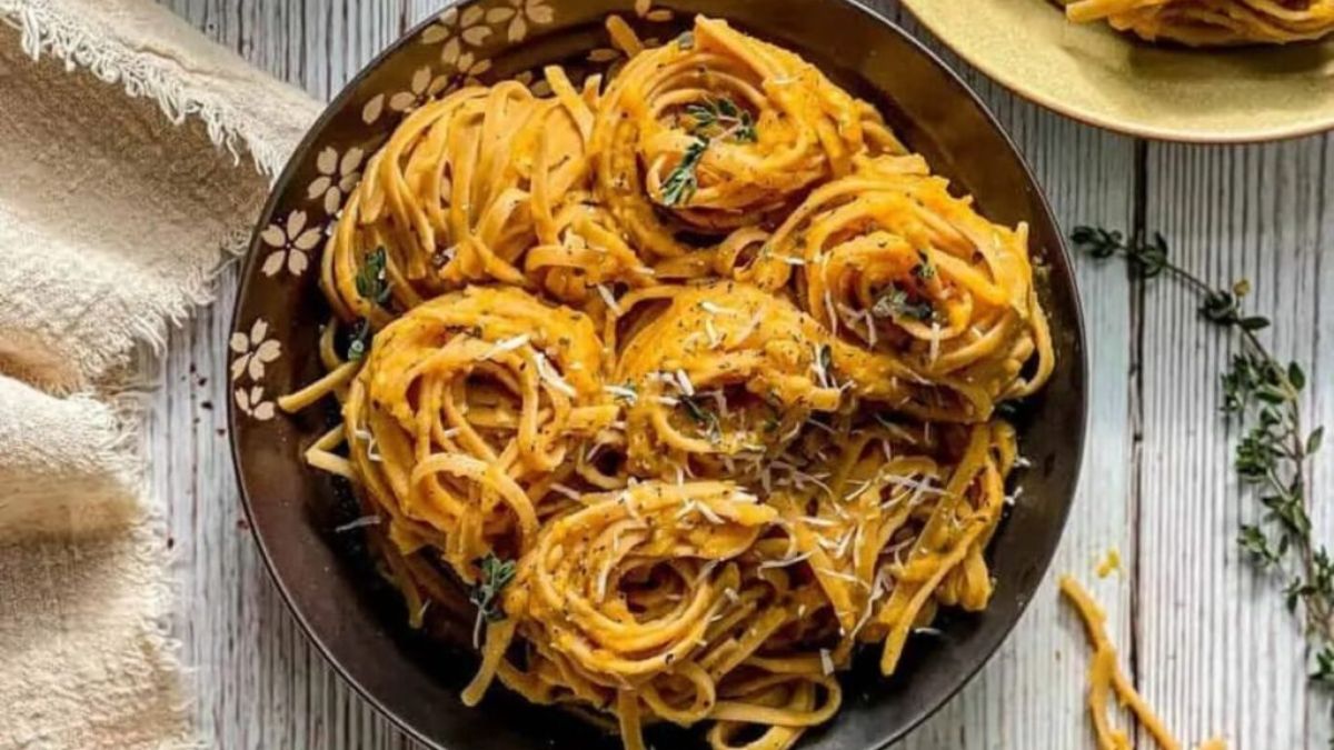 Pasta With Roasted Garlic Butternut Squash Sauce.