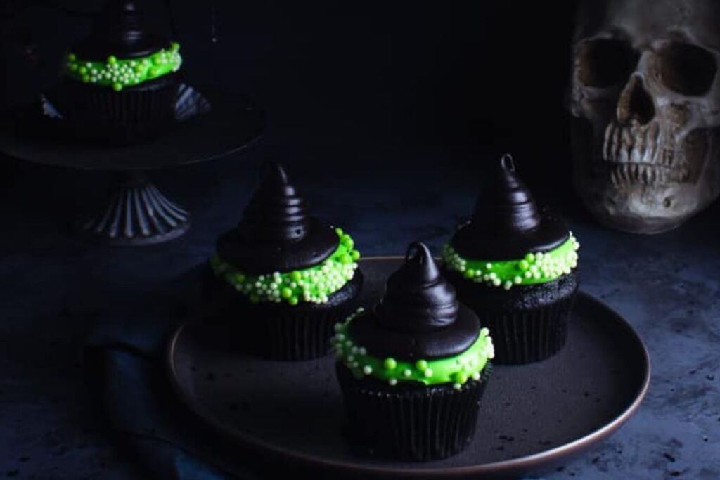 Witch Hat Cupcakes.
