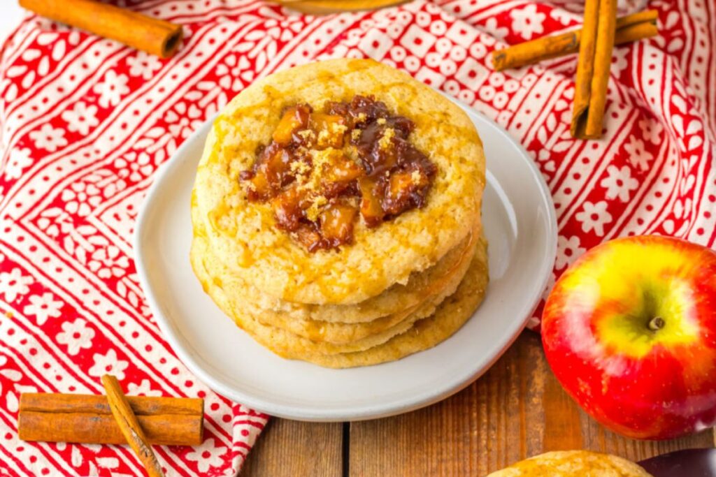 Soft Apple Spice Cookies. 