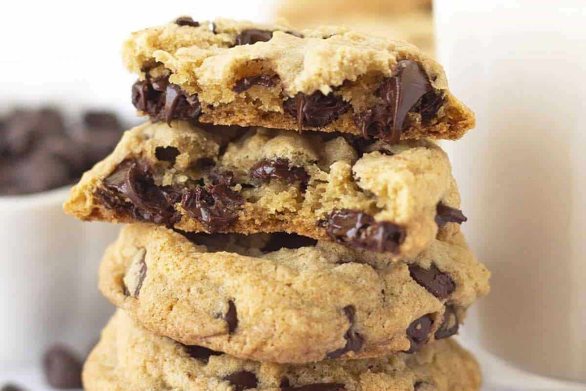 Vegan Gluten-Free Chocolate Chip Cookies. 