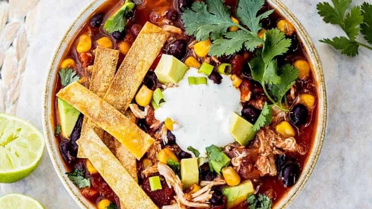 Healthy Chicken Tortilla Soup Recipe