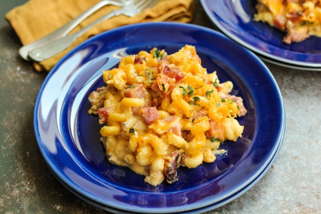 Skillet Ham Macaroni And Cheese.