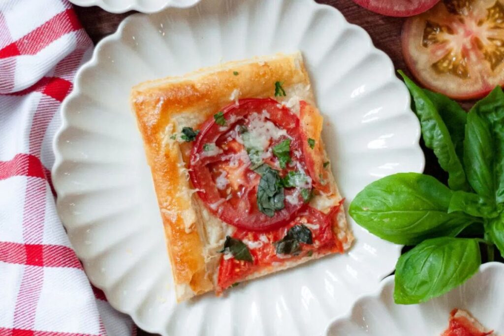 Tomato Puff Pastry Tart. 