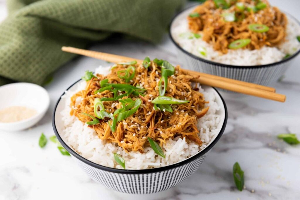 Crockpot Slow Cooker Soy Honey Garlic Chicken. 