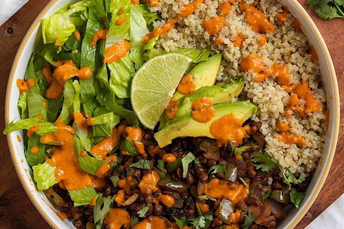 Lentil Burrito Bowl With Chipotle Cashew Sauce. 