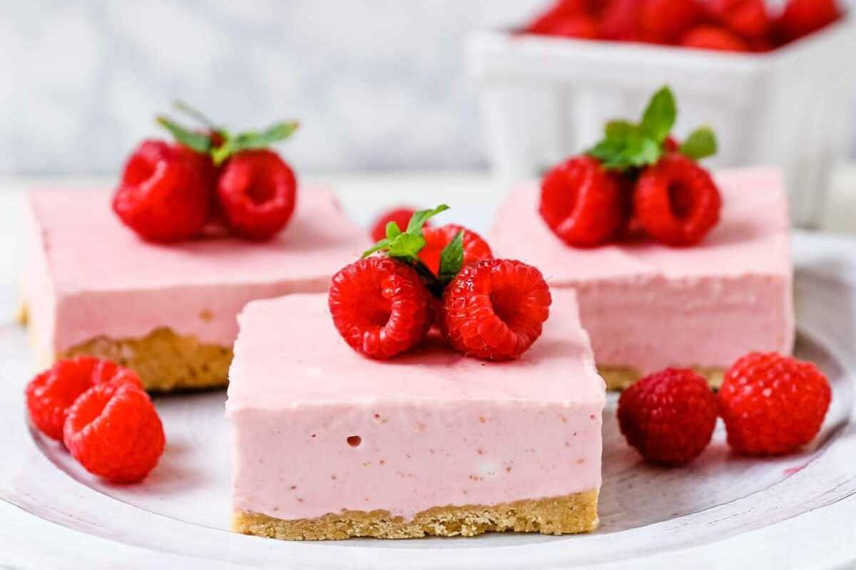 No-Bake Raspberry Cheesecake Squares. 