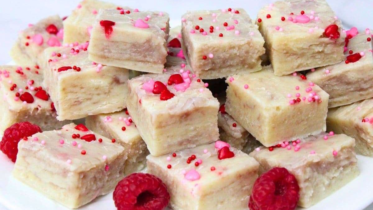 Raspberry Fudge: Easy 3 Ingredient Microwave Recipe.