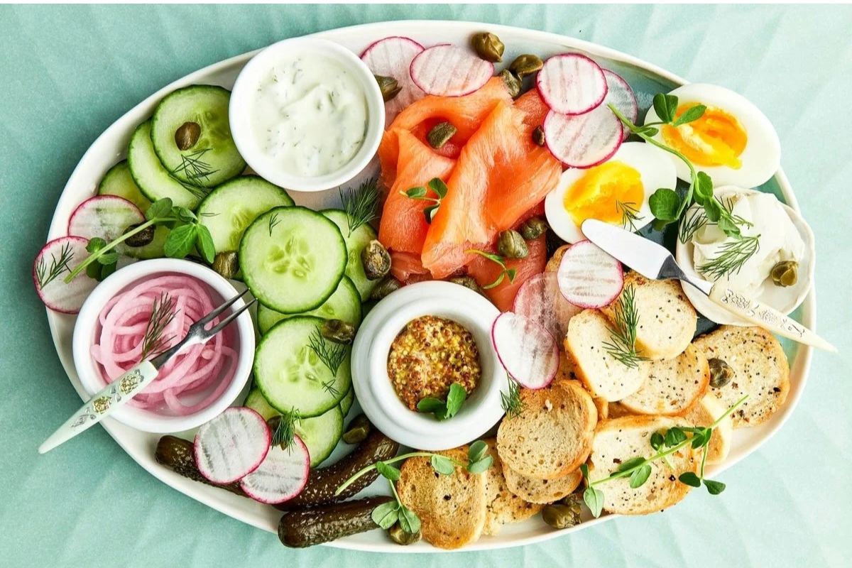 Smoked Salmon Platter. 